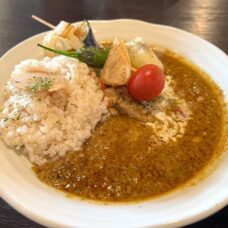 21種のスパイスを使ったカレー　二十一味家