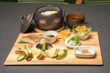 BAMBOORESORTMIHAMA繋